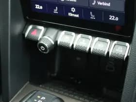 Volkswagen Amarok 3.0 TDI 241pk 4Motion Double Cab Trekhaak Camera Keyless Led Virtual Cockpit Navigatie thumbnail 16