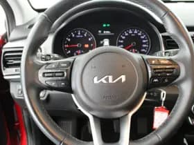 Kia Stonic 1.0 T-GDi 101pk MHEV DynamicLine Stoelverwarming Camera Navigatie thumbnail 18