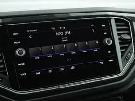Volkswagen T-Roc 1.5 TSI 150pk DSG R-Line Sport Trekhaak Led Virtual Cockpit Navigatie Panoramadak thumbnail 20