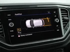 Volkswagen T-Roc 1.5 TSI 150pk DSG R-Line Sport Trekhaak Led Virtual Cockpit Navigatie Panoramadak thumbnail 21