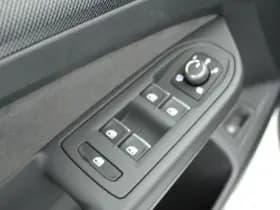 Volkswagen Golf 1.5 272pk eHybrid GTE Black Style Trekhaak 360Camera Head-Up Panoramadak Keyless Stoelverwarming Navigatie thumbnail 15