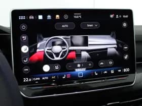 Volkswagen Golf 1.5 272pk eHybrid GTE Black Style Trekhaak 360Camera Head-Up Panoramadak Keyless Stoelverwarming Navigatie thumbnail 27