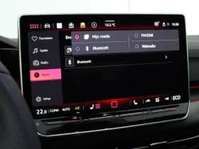 Volkswagen Golf 1.5 272pk eHybrid GTE Black Style Trekhaak 360Camera Head-Up Panoramadak Keyless Stoelverwarming Navigatie thumbnail 38