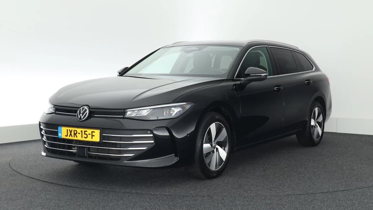 Volkswagen Passat Variant 1.5 204pk eHybrid Business Trekhaak Camera Stoelverwarming Massage Virtual Cockpit Led Navigatie — foto 1