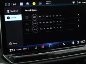 Volkswagen Passat Variant 1.5 204pk eHybrid Business Trekhaak Camera Stoelverwarming Massage Virtual Cockpit Led Navigatie thumbnail 37