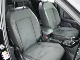 Volkswagen T-Roc 1.5 TSI 150pk DSG Style Trekhaak Camera Virtual Cockpit App-Connect thumbnail 2