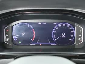 Volkswagen T-Roc 1.5 TSI 150pk DSG Style Trekhaak Camera Virtual Cockpit App-Connect thumbnail 33