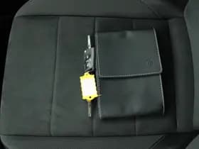 Volkswagen T-Roc 1.5 TSI 150pk DSG Style Trekhaak Camera Virtual Cockpit App-Connect thumbnail 35