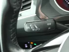 Volkswagen Tiguan 1.4 TSI 150pk Connected Series Trekhaak Navigatie Stoelverwarming thumbnail 15