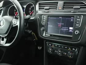 Volkswagen Tiguan 1.4 TSI 150pk Connected Series Trekhaak Navigatie Stoelverwarming thumbnail 3