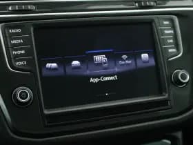 Volkswagen Tiguan 1.4 TSI 150pk Connected Series Trekhaak Navigatie Stoelverwarming thumbnail 25