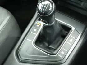 Volkswagen Tiguan 1.4 TSI 150pk Connected Series Trekhaak Navigatie Stoelverwarming thumbnail 32