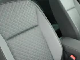 Volkswagen Tiguan 1.4 TSI 150pk Connected Series Trekhaak Navigatie Stoelverwarming thumbnail 35