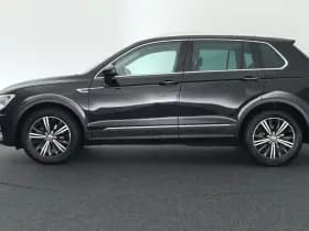 Volkswagen Tiguan 1.4 TSI 150pk Connected Series Trekhaak Navigatie Stoelverwarming thumbnail 5