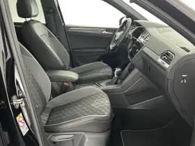 Volkswagen Tiguan 1.5 TSI 150pk DSG 2x R-Line Black Style Trekhaak Camera Navigatie Virtual Cockpit Panoramadak thumbnail 13