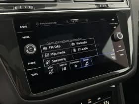 Volkswagen Tiguan 1.5 TSI 150pk DSG 2x R-Line Black Style Trekhaak Camera Navigatie Virtual Cockpit Panoramadak thumbnail 27