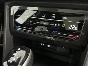 Volkswagen Tiguan 1.5 TSI 150pk DSG 2x R-Line Black Style Trekhaak Camera Navigatie Virtual Cockpit Panoramadak thumbnail 31