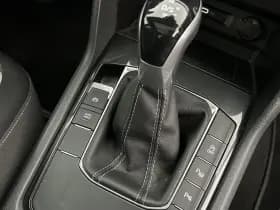 Volkswagen Tiguan 1.5 TSI 150pk DSG 2x R-Line Black Style Trekhaak Camera Navigatie Virtual Cockpit Panoramadak thumbnail 32