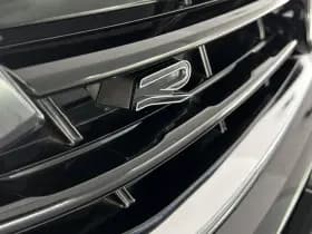 Volkswagen Tiguan 1.5 TSI 150pk DSG 2x R-Line Black Style Trekhaak Camera Navigatie Virtual Cockpit Panoramadak thumbnail 44