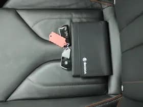 Škoda Enyaq iV 80 204pk Comfort SOH 91% Warmtepomp Leder Panoramadak Keyless Matrix-LED Stoelverwarming thumbnail 48