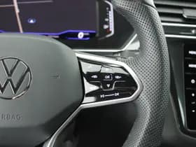 Volkswagen Tiguan 1.5 TSI 150pk DSG R-Line Business+ Black Style Trekhaak Camera harman/kardon Keyless Head-Up Keyless Panoramadak Navigatie thumbnail 25