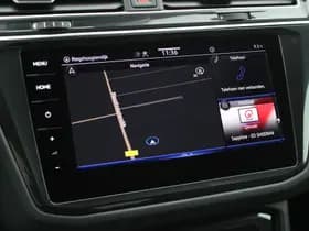 Volkswagen Tiguan 1.5 TSI 150pk DSG R-Line Business+ Black Style Trekhaak Camera harman/kardon Keyless Head-Up Keyless Panoramadak Navigatie thumbnail 26