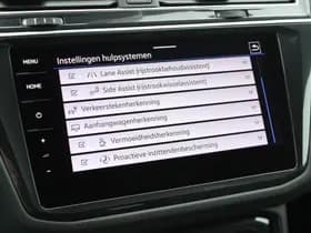Volkswagen Tiguan 1.5 TSI 150pk DSG R-Line Business+ Black Style Trekhaak Camera harman/kardon Keyless Head-Up Keyless Panoramadak Navigatie thumbnail 35