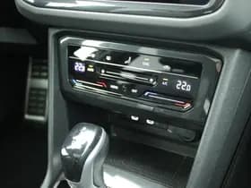 Volkswagen Tiguan 1.5 TSI 150pk DSG R-Line Business+ Black Style Trekhaak Camera harman/kardon Keyless Head-Up Keyless Panoramadak Navigatie thumbnail 39
