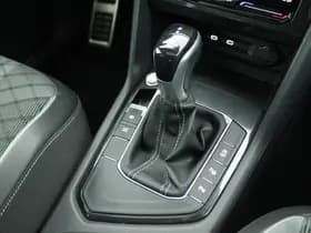 Volkswagen Tiguan 1.5 TSI 150pk DSG R-Line Business+ Black Style Trekhaak Camera harman/kardon Keyless Head-Up Keyless Panoramadak Navigatie thumbnail 40