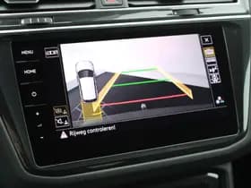 Volkswagen Tiguan 1.5 TSI 150pk DSG R-Line Business+ Black Style Trekhaak Camera harman/kardon Keyless Head-Up Keyless Panoramadak Navigatie thumbnail 5