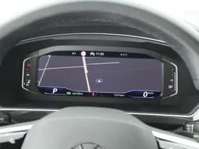 Volkswagen Tiguan 1.5 TSI 150pk DSG R-Line Business+ Black Style Trekhaak Camera harman/kardon Keyless Head-Up Keyless Panoramadak Navigatie thumbnail 46