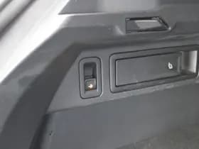 Volkswagen Tiguan 1.5 TSI 150pk DSG R-Line Business+ Black Style Trekhaak Camera harman/kardon Keyless Head-Up Keyless Panoramadak Navigatie thumbnail 53