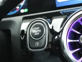 Mercedes-Benz CLA-Klasse 200 163pk Solution AMG Trekhaak Camera Burmester Stoelverwarming Sfeerverlichting Panoramadak Navigatie thumbnail 24