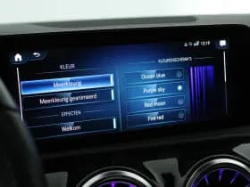 Mercedes-Benz CLA-Klasse 200 163pk Solution AMG Trekhaak Camera Burmester Stoelverwarming Sfeerverlichting Panoramadak Navigatie thumbnail 29