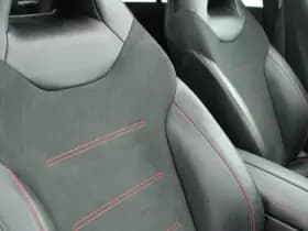 Mercedes-Benz CLA-Klasse 200 163pk Solution AMG Trekhaak Camera Burmester Stoelverwarming Sfeerverlichting Panoramadak Navigatie thumbnail 42