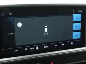 Volkswagen Transporter T7 2.0 TDI 110pk L2H1 Life Incl. BPM! Parkeersensoren Carplay Bijrijdersbank thumbnail 19