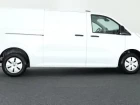 Volkswagen Transporter T7 2.0 TDI 110pk L2H1 Life Incl. BPM! Parkeersensoren Carplay Bijrijdersbank thumbnail 7