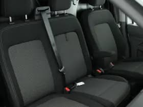 Volkswagen Transporter T7 2.0 TDI 110pk L2H1 Life Incl. BPM! Parkeersensoren Carplay Bijrijdersbank thumbnail 2