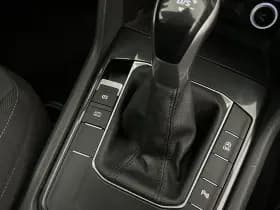 Volkswagen Tiguan 1.5 TSI 150pk DSG Elegance Camera Trekhaak Navigatie Virtual Cockpit Stoelverwarming thumbnail 33