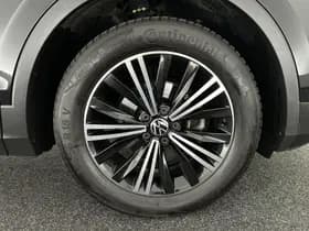 Volkswagen Tiguan 1.5 TSI 150pk DSG Elegance Camera Trekhaak Navigatie Virtual Cockpit Stoelverwarming thumbnail 44