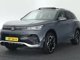 Volkswagen Tiguan 1.5 272pk eHybrid R-Line Edition Trekhaak Camera Keyless Massage Virtual Cockpit Panoramadak Carplay