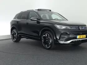 Volkswagen Tiguan 1.5 272pk eHybrid R-Line Edition Trekhaak Camera Keyless Massage Virtual Cockpit Panoramadak Carplay thumbnail 12