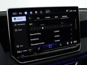 Volkswagen Tiguan 1.5 272pk eHybrid R-Line Edition Trekhaak Camera Keyless Massage Virtual Cockpit Panoramadak Carplay thumbnail 32