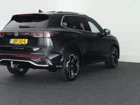 Volkswagen Tiguan 1.5 272pk eHybrid R-Line Edition Trekhaak Camera Keyless Massage Virtual Cockpit Panoramadak Carplay thumbnail 10