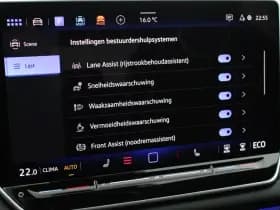 Volkswagen Tiguan 1.5 272pk eHybrid R-Line Edition Trekhaak Camera Keyless Massage Virtual Cockpit Panoramadak Carplay thumbnail 25