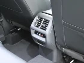 Volkswagen Tiguan 1.5 272pk eHybrid R-Line Edition Trekhaak Camera Keyless Massage Virtual Cockpit Panoramadak Carplay thumbnail 50