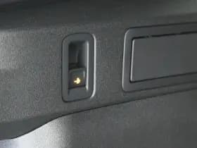 Volkswagen Tiguan 1.5 272pk eHybrid R-Line Edition Trekhaak Camera Keyless Massage Virtual Cockpit Panoramadak Carplay thumbnail 60