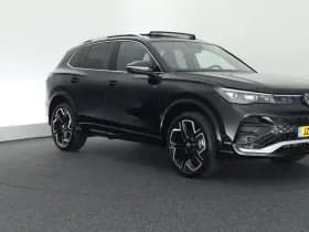 Volkswagen Tiguan 1.5 272pk eHybrid R-Line Edition Trekhaak Camera Keyless Massage Virtual Cockpit Panoramadak Carplay thumbnail 12