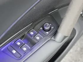 Volkswagen Tiguan 1.5 272pk eHybrid R-Line Edition Trekhaak Camera Keyless Massage Virtual Cockpit Panoramadak Carplay thumbnail 16