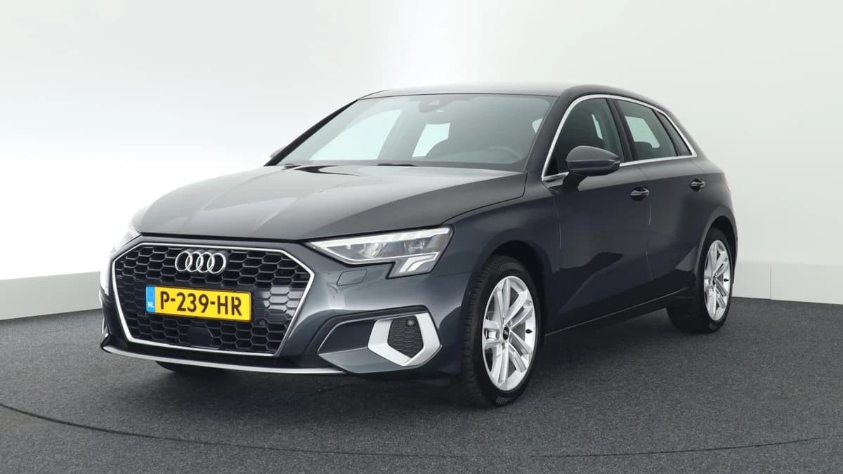 Audi A3 Sportback 35 TFSI 150pk S-Tronic Advanced edition Trekhaak Stoelverwarming ACC Virtual Cockpit Navigatie — foto 1